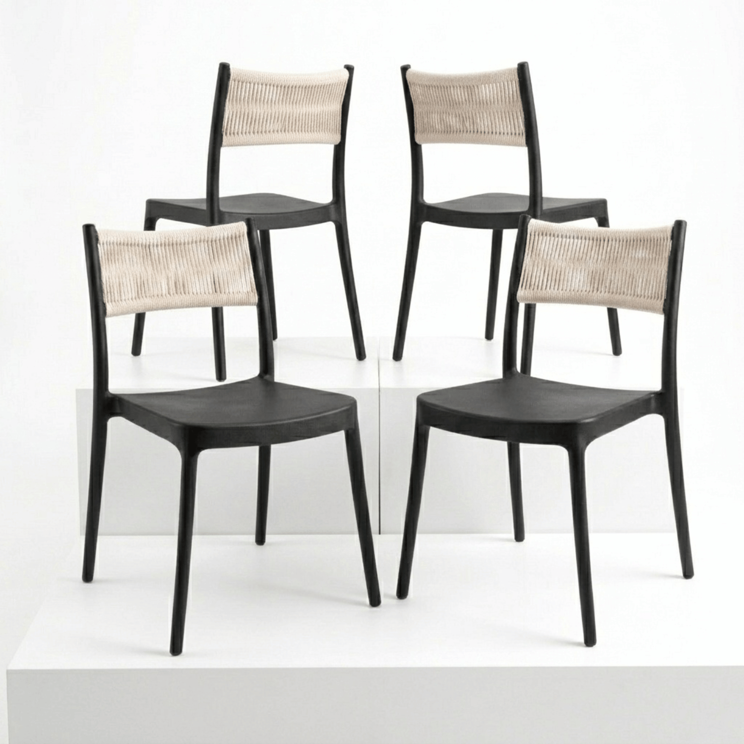 Set de 4 Sillas Venecia Negras | Polipropileno y Mallado Blanco